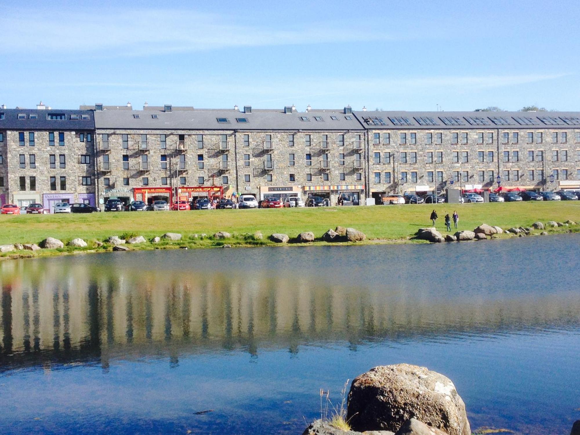 Harbour View At Sea Wharf *