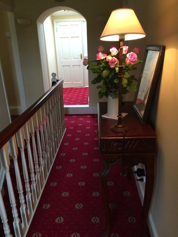 Buckfield Bed & Breakfast *