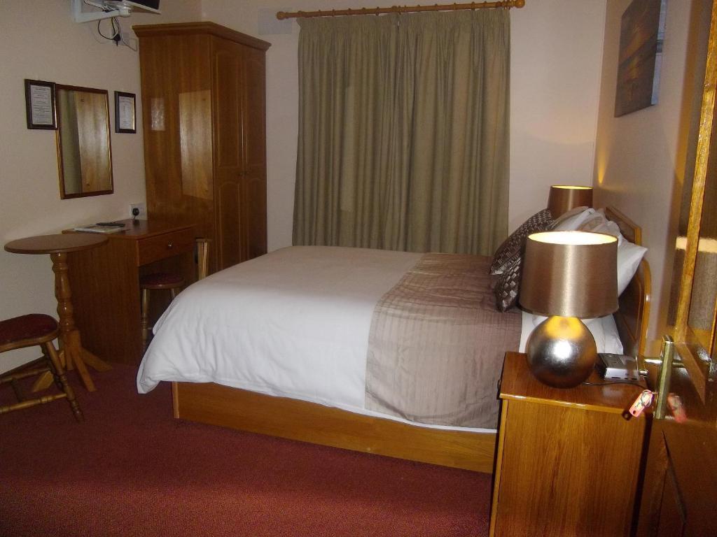 Quay West Ireland Bed & Breakfast 3*