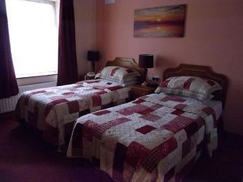Quay West Ireland Bed & Breakfast 3*