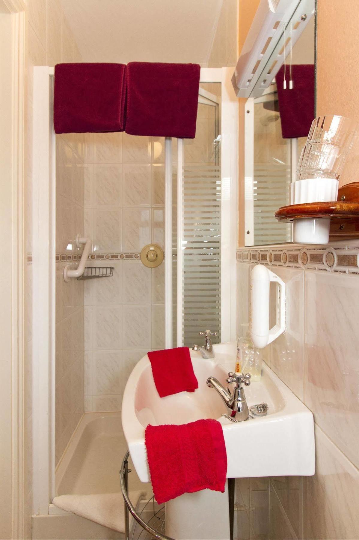 Augusta Guest house 4*