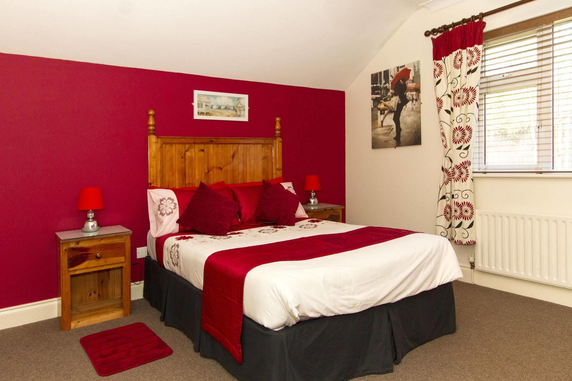Augusta Guest house Westport