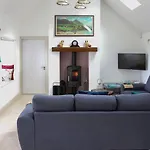 Stunning Westport Cottage - Sleeps 6