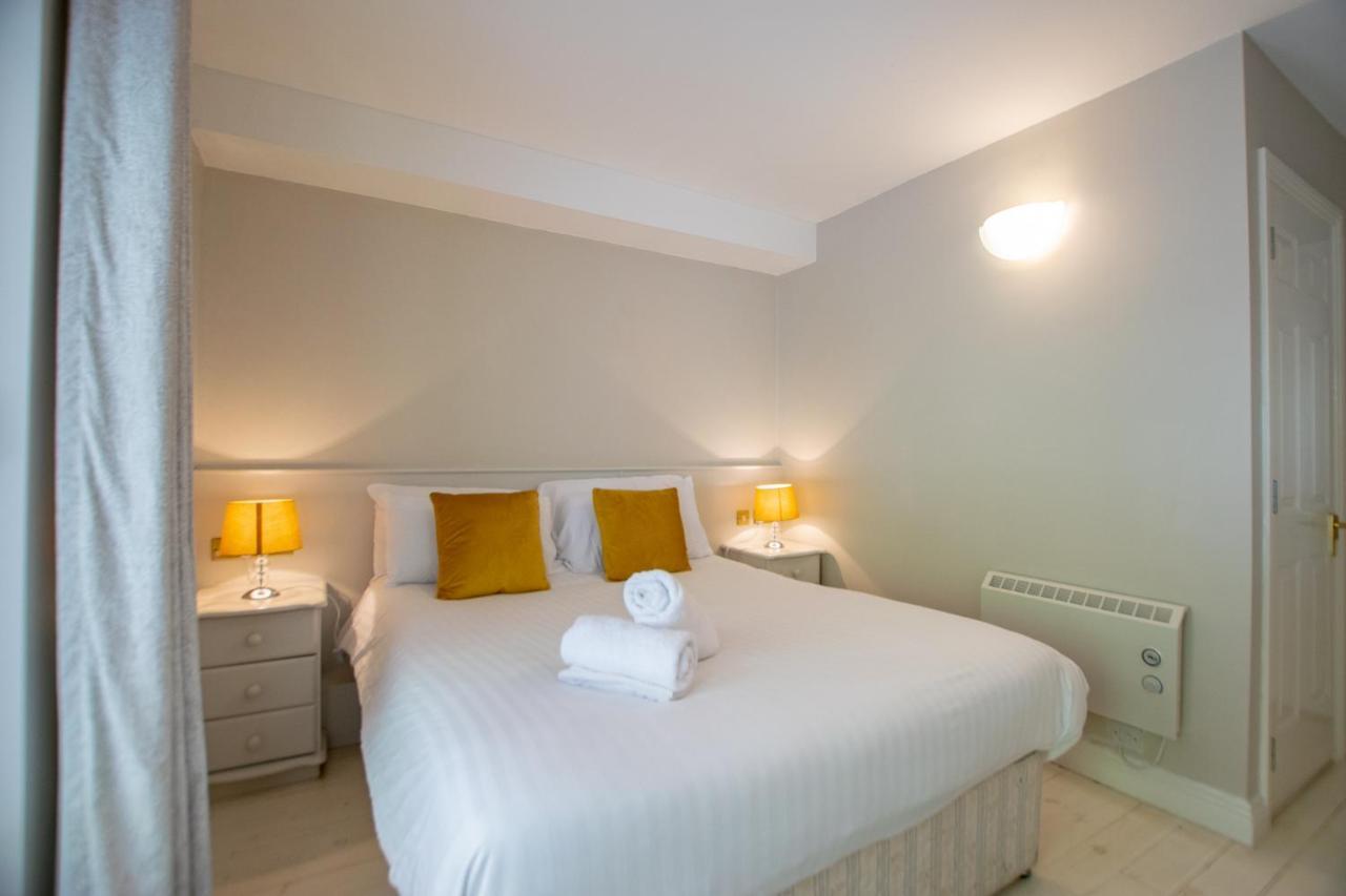 225 - The Carrowmore At The Harbour Mills By Shortstays! Apartment *